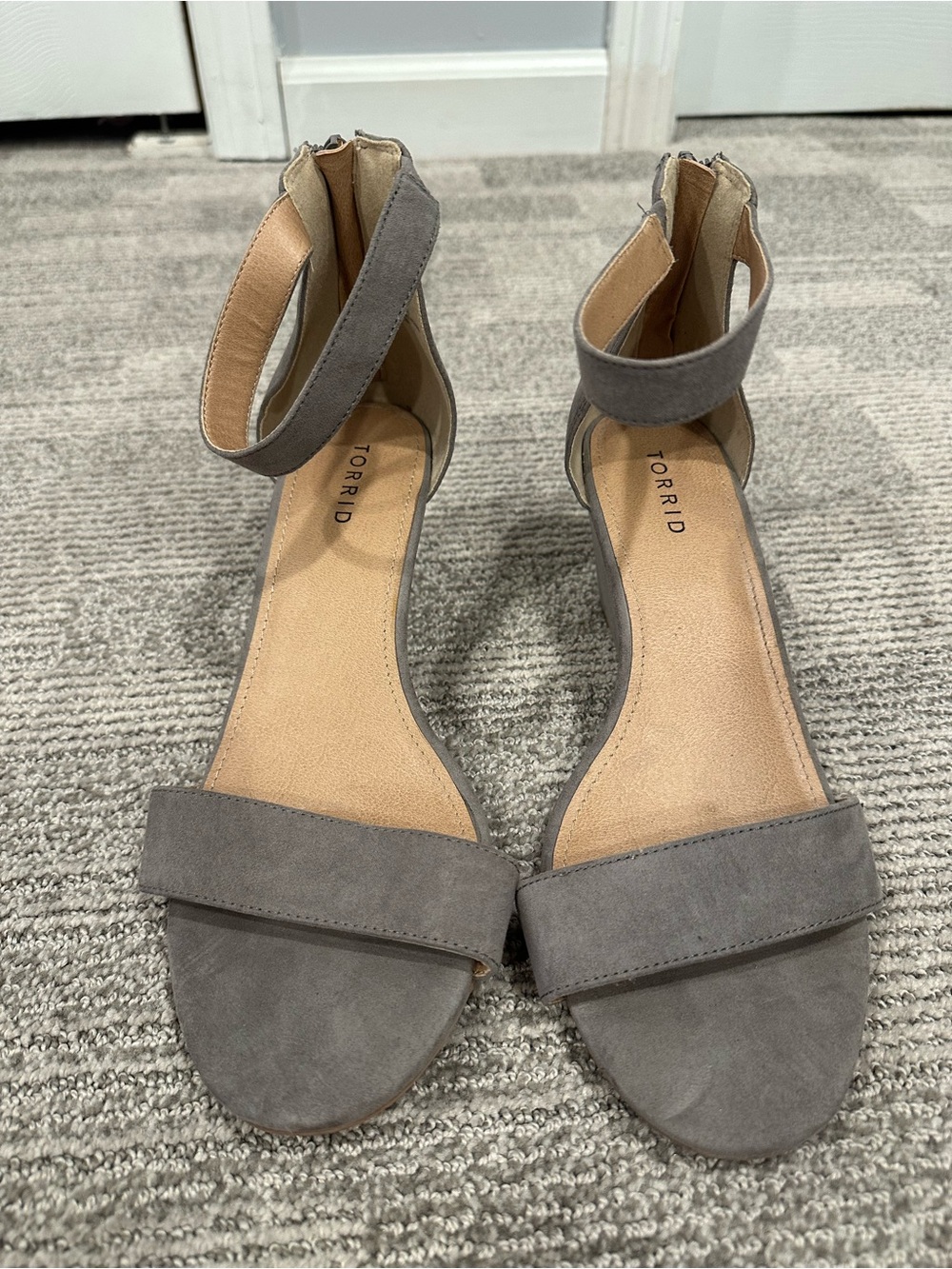 Torrid Gray Faux Suede Mini Wedge Sandals Ankle Strap Wide Size 10W